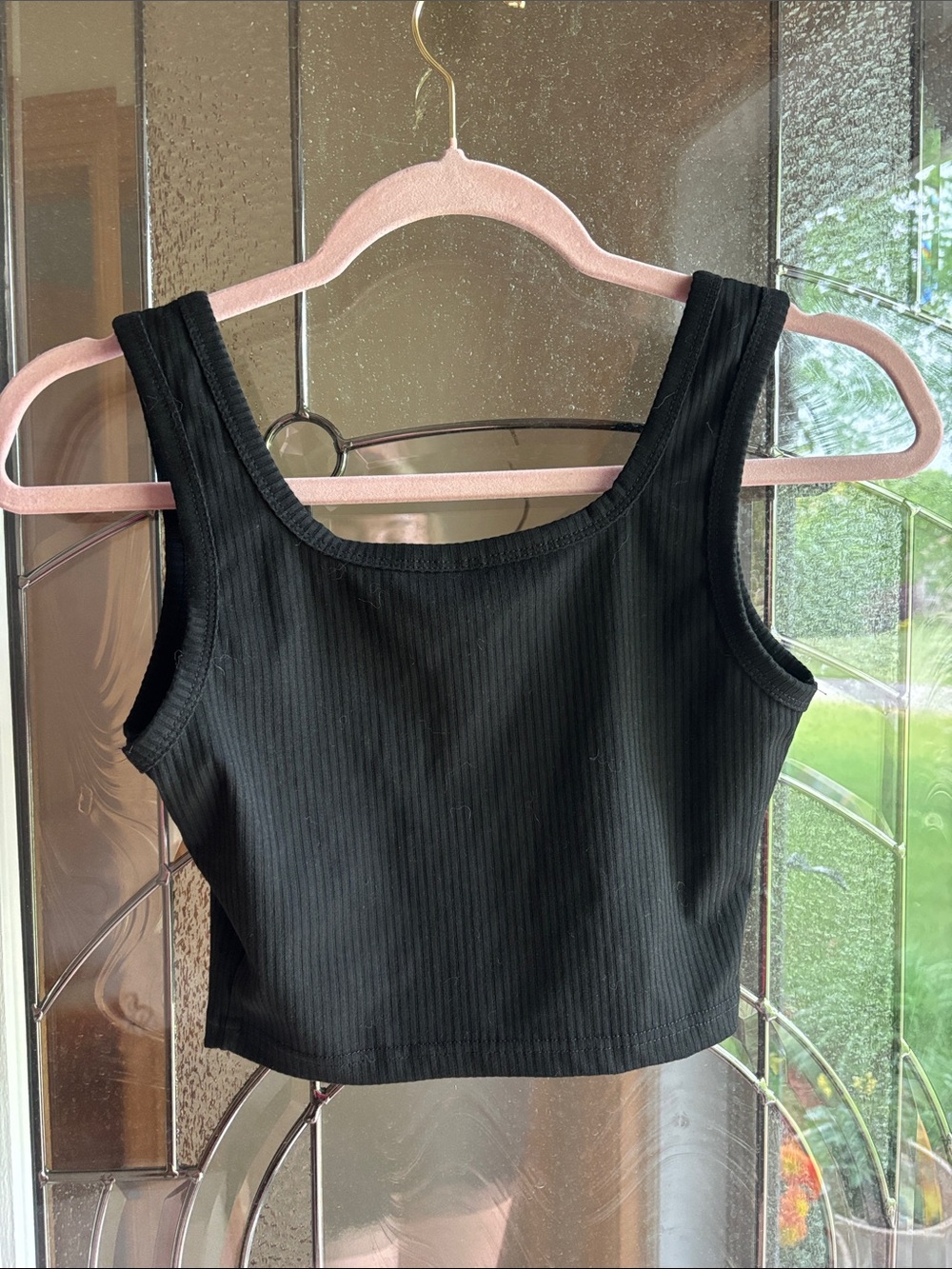 Black Ribbed Button-Front Crop Tank - Picture 2 of 2